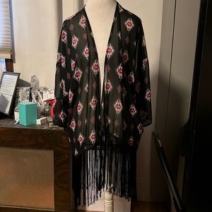 🆑FINAL PRICE‼️ Paper Crane size medium black printed kimono with tassels